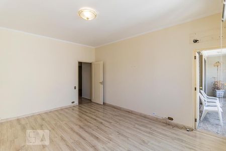 Apartamento para alugar com 250m², 3 quartos e 2 vagas Apartamento para alugar com 250m², 3 quartos e 2 vagasSuíte
