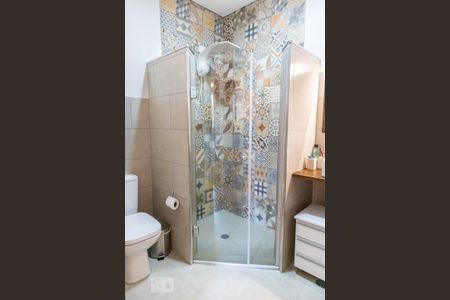 Casa à venda com 130m², 3 quartos e 2 vagas Casa à venda com 130m², 3 quartos e 2 vagasBanheiro