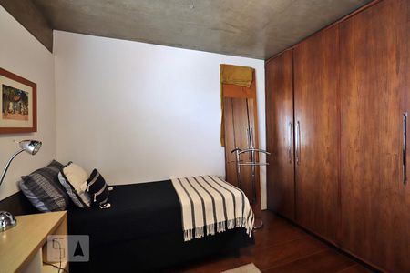 Apartamento à venda com 250m², 4 quartos e 2 vagasQuarto 3