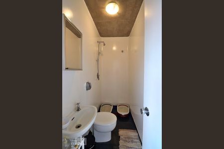 Apartamento à venda com 250m², 4 quartos e 2 vagasBanheiro de Serviço