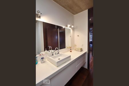 Apartamento à venda com 250m², 4 quartos e 2 vagasBanheiro Social