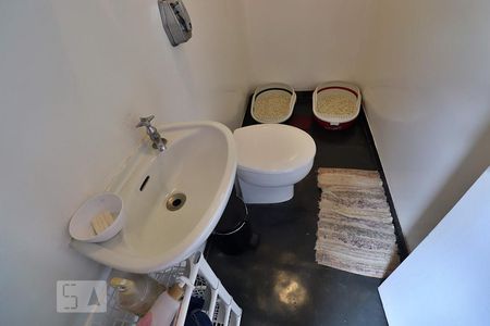 Apartamento à venda com 250m², 4 quartos e 2 vagasBanheiro de Serviço