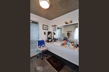 Apartamento à venda com 250m², 4 quartos e 2 vagasBanheiro da Suíte