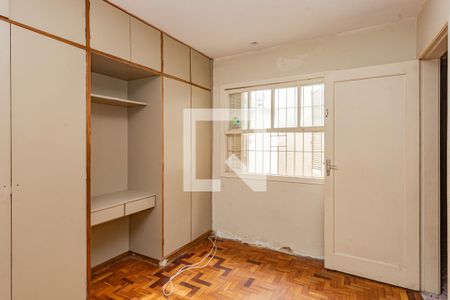 Quarto 1 de casa para alugar com 2 quartos, 85m² em Vila Brasílio Machado, São Paulo