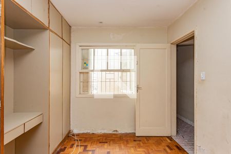 Quarto 1 de casa para alugar com 2 quartos, 85m² em Vila Brasílio Machado, São Paulo