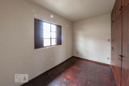 Quarto 1 de apartamento para alugar com 2 quartos, 70m² em Jardim Leblon, Belo Horizonte