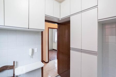 Apartamento para alugar com 42m², 2 quartos e 1 vagaCozinha 