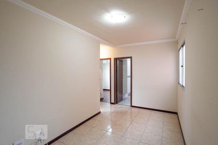 Sala  de apartamento para alugar com 2 quartos, 42m² em Santa Cruz, Belo Horizonte