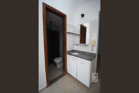 Apartamento para alugar com 38m², 1 quarto e sem vagaBanheiro