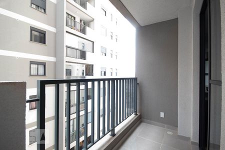 Sacada de apartamento à venda com 1 quarto, 48m² em Presidente Altino, Osasco