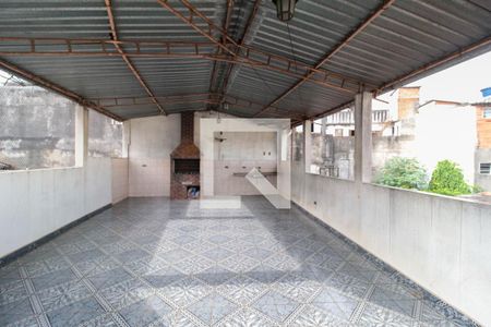 Casa para alugar com 120m², 2 quartos e sem vaga Casa para alugar com 120m², 2 quartos e sem vagaVaranda