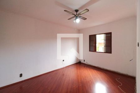 Casa para alugar com 120m², 2 quartos e sem vaga Casa para alugar com 120m², 2 quartos e sem vagaQuarto