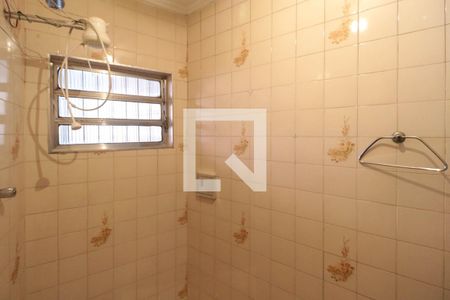 Casa para alugar com 120m², 2 quartos e sem vaga Casa para alugar com 120m², 2 quartos e sem vagaBanheiro social