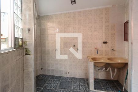 Casa para alugar com 120m², 2 quartos e sem vaga Casa para alugar com 120m², 2 quartos e sem vagaárea de serviço