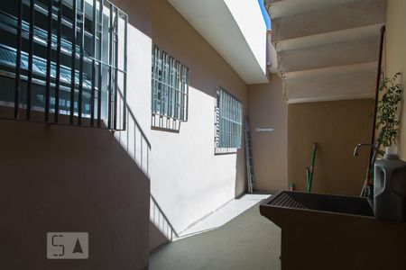 Casa para alugar com 40m², 1 quarto e sem vagaÁrea de serviço