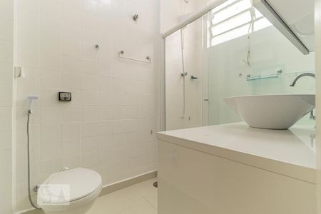 Banheiro de kitnet/studio à venda com 1 quarto, 46m² em Bela Vista, São Paulo