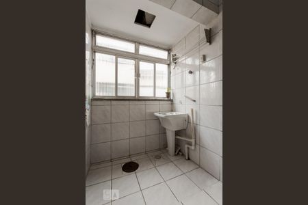 Apartamento à venda com 43m², 1 quarto e sem vagaÁrea de Serviço