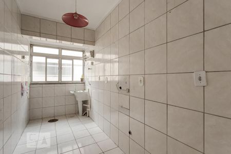 Apartamento à venda com 43m², 1 quarto e sem vagaCozinha e Área de Serviço