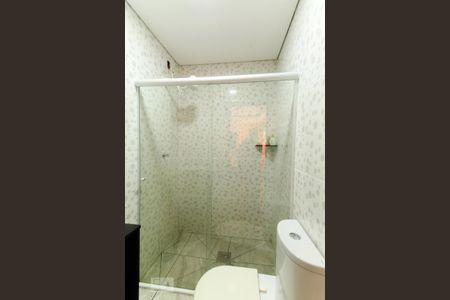 Casa à venda com 210m², 3 quartos e 2 vagas Casa à venda com 210m², 3 quartos e 2 vagasBanheiro