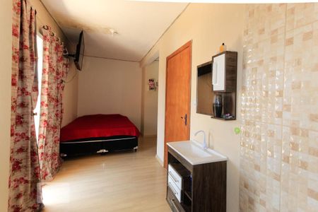 Casa à venda com 210m², 3 quartos e 2 vagas Casa à venda com 210m², 3 quartos e 2 vagasSuíte