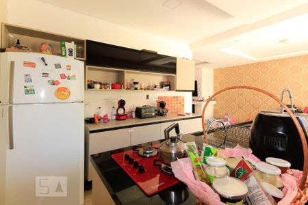 Casa à venda com 210m², 3 quartos e 2 vagas Casa à venda com 210m², 3 quartos e 2 vagasCozinha