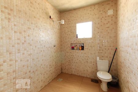 Casa à venda com 210m², 3 quartos e 2 vagas Casa à venda com 210m², 3 quartos e 2 vagasBanheiro da suíte