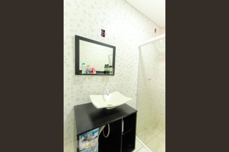 Casa à venda com 210m², 3 quartos e 2 vagas Casa à venda com 210m², 3 quartos e 2 vagasBanheiro