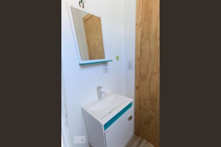 Casa à venda com 210m², 3 quartos e 2 vagas Casa à venda com 210m², 3 quartos e 2 vagasLavabo