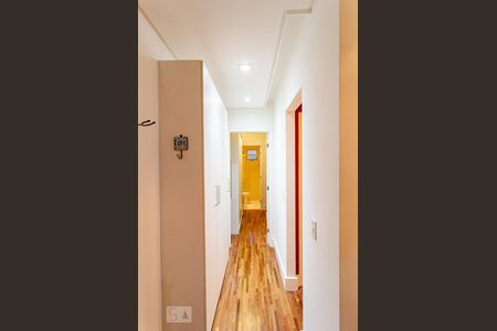 Corredor de apartamento para alugar com 2 quartos, 54m² em Vila Clementino, São Paulo