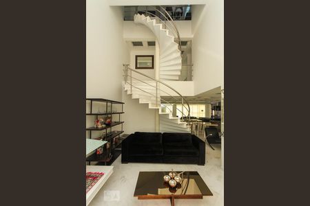 Apartamento à venda com 480m², 4 quartos e 6 vagas Apartamento à venda com 480m², 4 quartos e 6 vagasSala