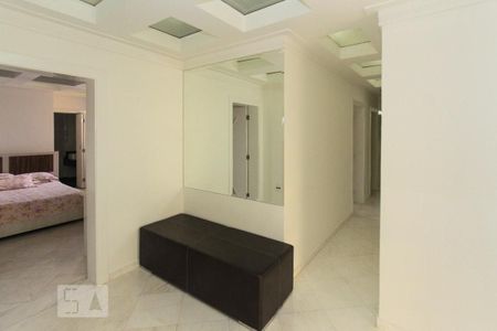 Apartamento à venda com 480m², 4 quartos e 6 vagas Apartamento à venda com 480m², 4 quartos e 6 vagashall