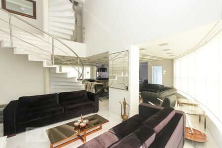 Apartamento à venda com 480m², 4 quartos e 6 vagas Apartamento à venda com 480m², 4 quartos e 6 vagasSala