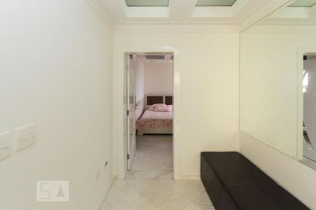 Apartamento à venda com 480m², 4 quartos e 6 vagas Apartamento à venda com 480m², 4 quartos e 6 vagasHall