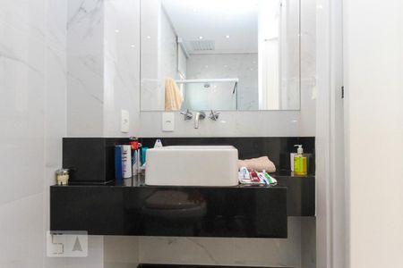 Apartamento à venda com 480m², 4 quartos e 6 vagas Apartamento à venda com 480m², 4 quartos e 6 vagasbanheiro da Suite