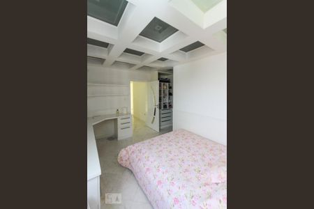 Apartamento à venda com 480m², 4 quartos e 6 vagas Apartamento à venda com 480m², 4 quartos e 6 vagasSuite