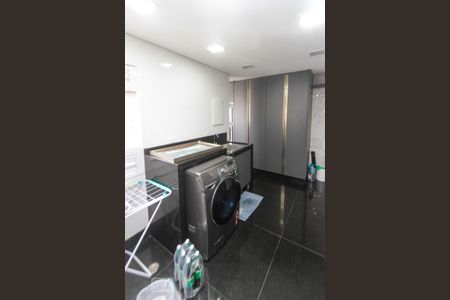 Apartamento à venda com 480m², 4 quartos e 6 vagas Apartamento à venda com 480m², 4 quartos e 6 vagasÁrea de Serviço