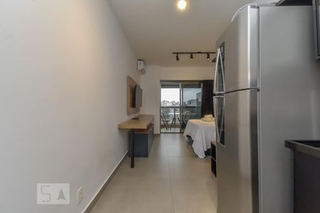 Entrada de kitnet/studio para alugar com 1 quarto, 28m² em República, São Paulo