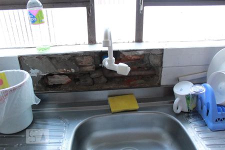 Casa para alugar com 130m², 2 quartos e 2 vagasCozinha