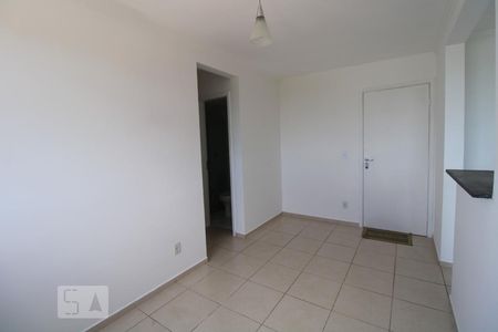 Sala de apartamento para alugar com 2 quartos, 46m² em Vila Trinta e Um de Março, Campinas
