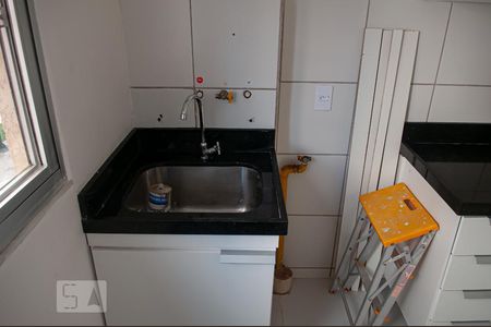 Casa de condomínio para alugar com 54m², 1 quarto e 1 vaga Casa de condomínio para alugar com 54m², 1 quarto e 1 vagaCozinha e Área de Serviço