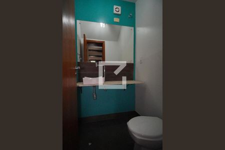 Casa à venda com 155m², 2 quartos e 2 vagasLavabo