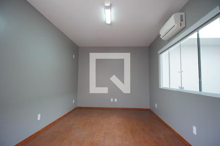 Casa à venda com 155m², 2 quartos e 2 vagasQuarto 1