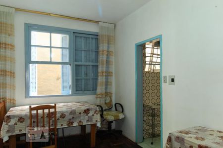 Sala de apartamento para alugar com 2 quartos, 40m² em Centro Histórico, Porto Alegre