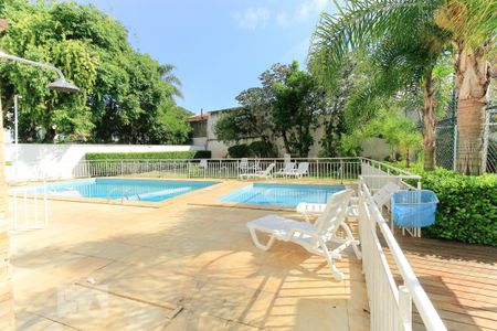 Apartamento à venda com 72m², 3 quartos e 1 vaga Apartamento à venda com 72m², 3 quartos e 1 vagaÁrea comum - Piscina