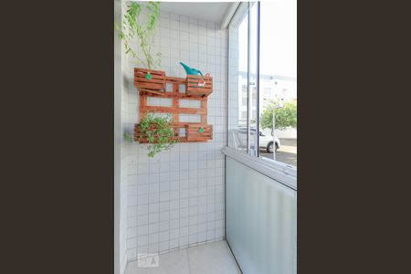 Sacada da sala de apartamento para alugar com 3 quartos, 72m² em Cristal, Porto Alegre