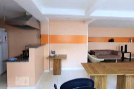 Apartamento à venda com 72m², 3 quartos e 1 vaga Apartamento à venda com 72m², 3 quartos e 1 vagaÁrea comum - Salão de festas