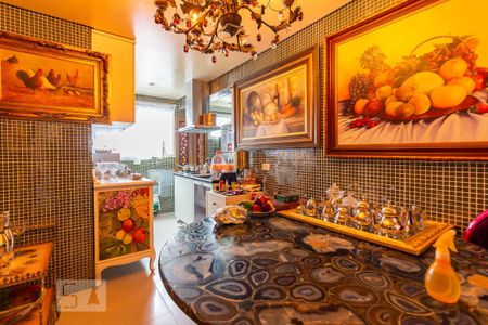 Apartamento à venda com 200m², 4 quartos e 4 vagas Apartamento à venda com 200m², 4 quartos e 4 vagasCozinha