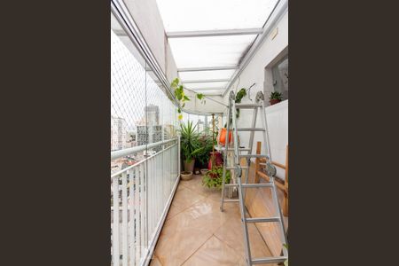 Apartamento à venda com 200m², 4 quartos e 4 vagas Apartamento à venda com 200m², 4 quartos e 4 vagasVaranda da Área de Serviço