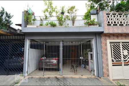 Casa à venda com 230m², 2 quartos e 2 vagasFachada da Casa