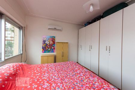 Quarto 1 de apartamento à venda com 2 quartos, 76m² em Menino Deus, Porto Alegre